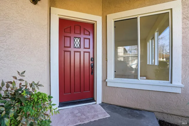 $842,000 | 1997 Rainier Circle, Petaluma, CA 94954