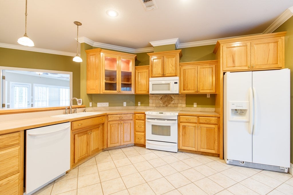 9149 Coffee Road Hahira, GA 31632 - Photo 8 of 44 Gallery Image 8