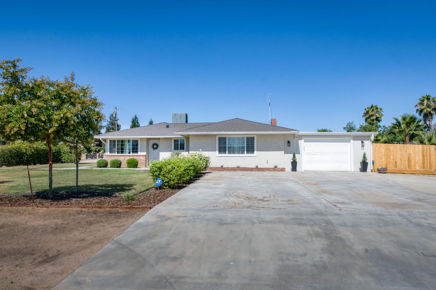 18014 Daley Road Madera, CA 93638 - Photo 6 of 56
