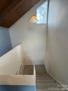 19 Lookout Loop Burnsville, NC 28714 - Photo 21 of 30 a view of entryway