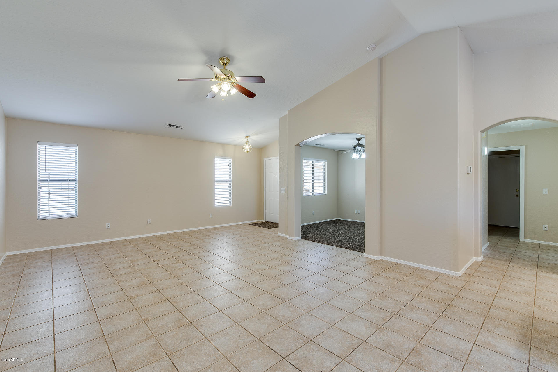 12922 West Bloomfield Road El Mirage, AZ 85335 - Photo 6 of 31 ChaseCapture-06