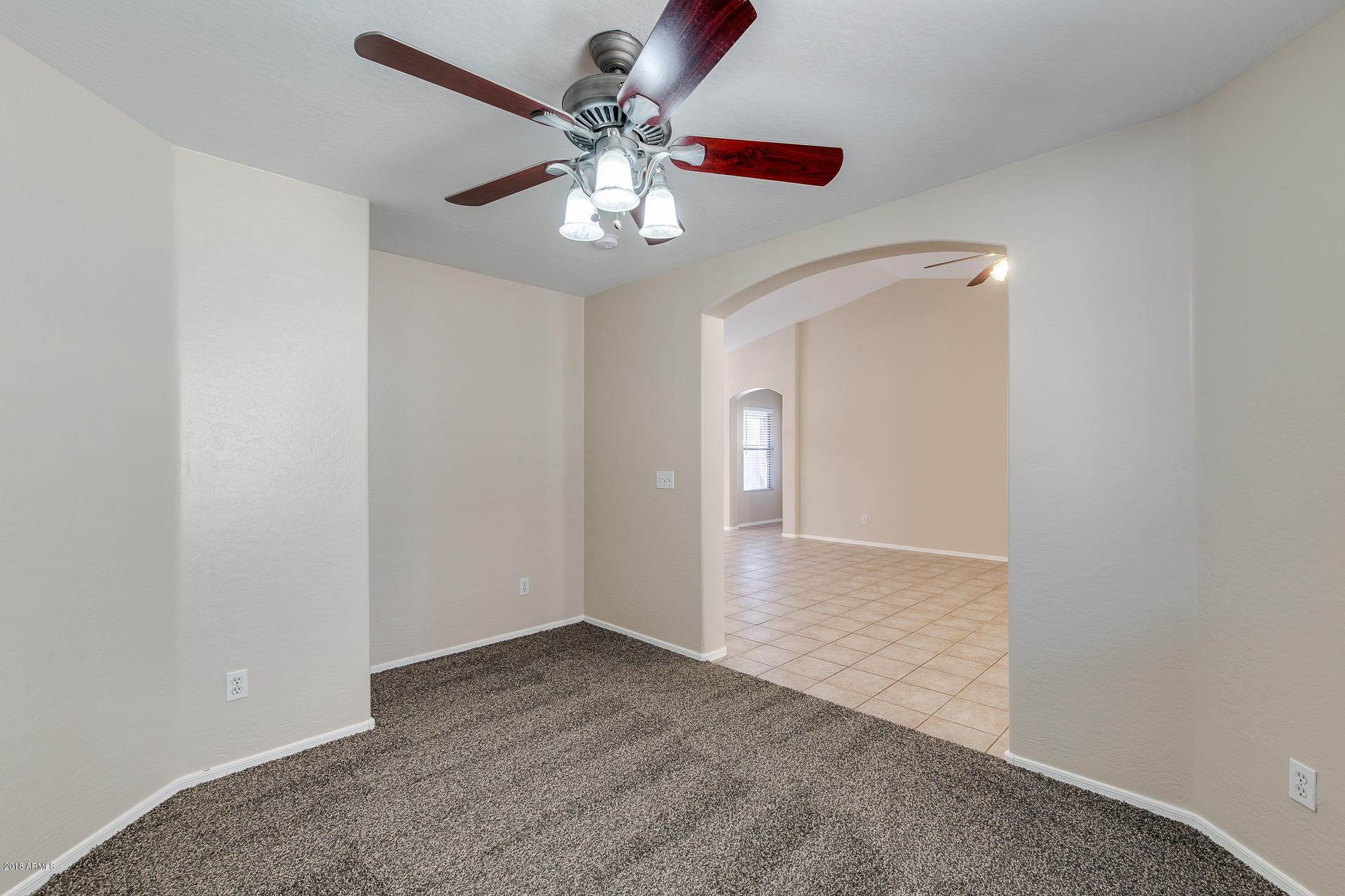 12922 West Bloomfield Road El Mirage, AZ 85335 - Photo 8 of 31 ChaseCapture-08