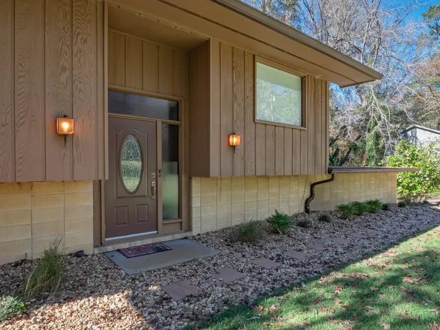 $375,000 | 3206 Brookforest Drive, Tallahassee, FL 32312