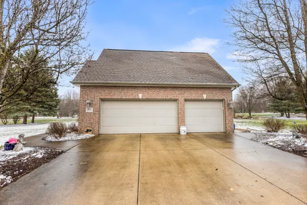 $590,000 | 9095 Marsh Creek Circle, Galesburg, MI 49053