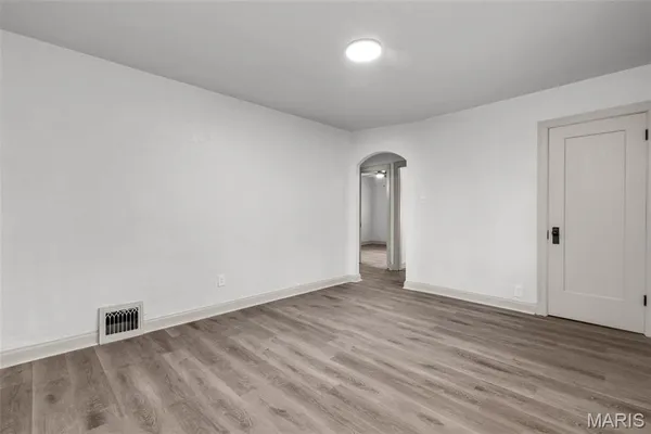 $199,900 | 2483 Hartland Avenue, St. Louis, MO 63114
