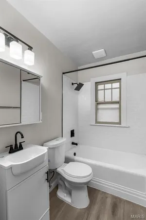 $199,900 | 2483 Hartland Avenue, St. Louis, MO 63114
