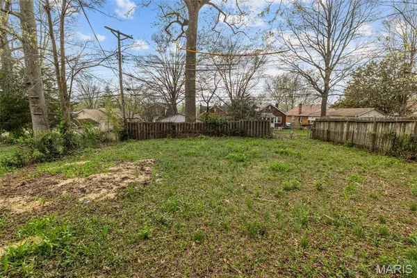 $199,900 | 2483 Hartland Avenue, St. Louis, MO 63114