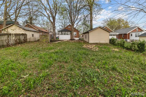 $199,900 | 2483 Hartland Avenue, St. Louis, MO 63114