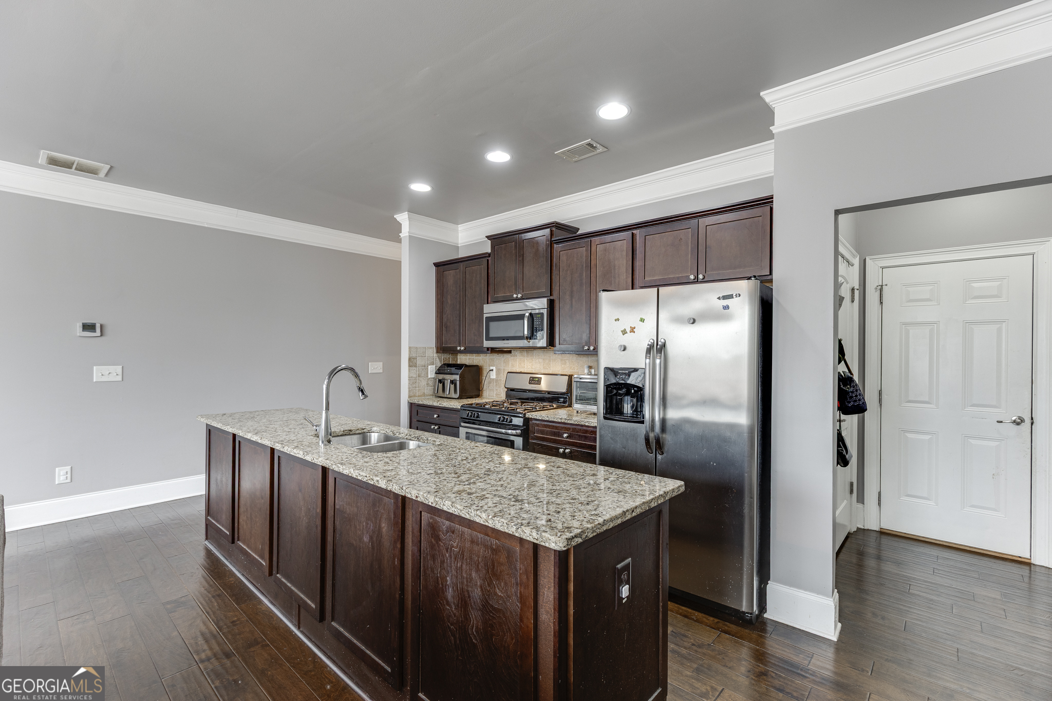 2854 Jordan Oaks Lane Decatur, GA 30033 - Photo 7 of 35