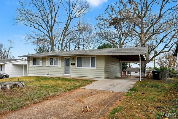 $1,850 | 1040 Bluefield Drive, Florissant, MO 63033