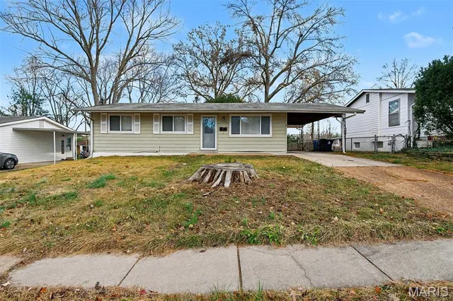 $1,850 | 1040 Bluefield Drive, Florissant, MO 63033