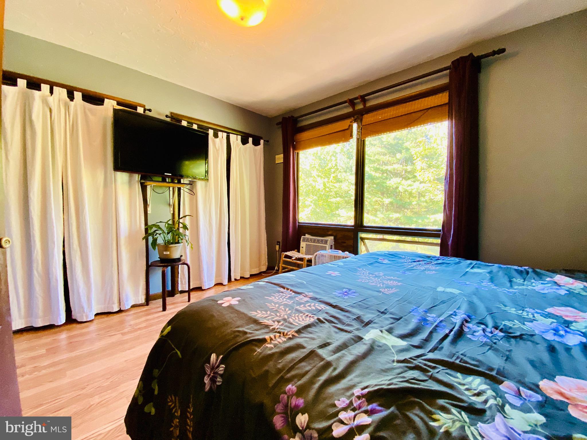 1143 Pennsy Road Pequea, PA 17565 - Photo 14 of 30 2nd Floor Bedroom