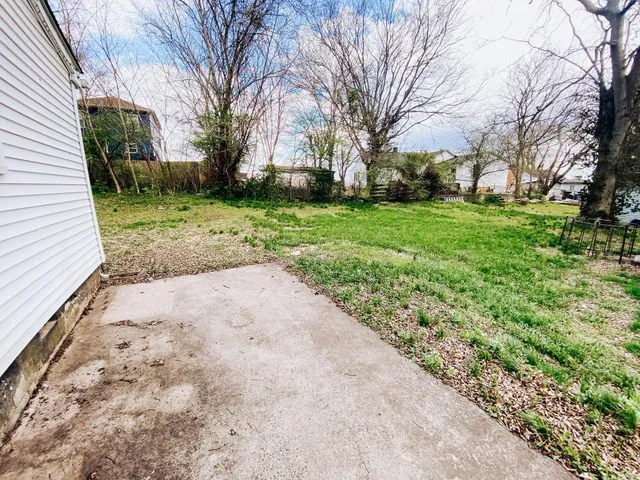 $1,275 | 1137 Main Street, Clarksville, TN 37040