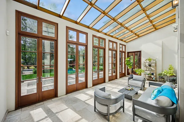 $4,499,000 | 528 Roslyn Road, Kenilworth, IL 60043