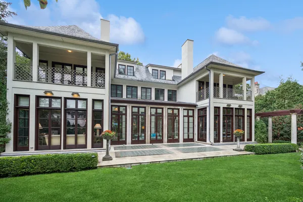 $4,499,000 | 528 Roslyn Road, Kenilworth, IL 60043