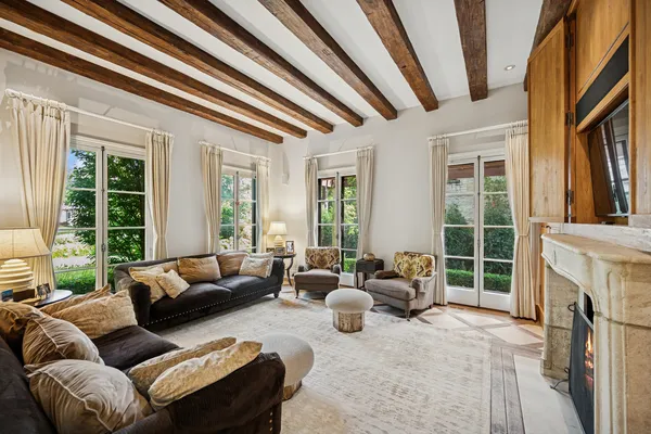 $4,499,000 | 528 Roslyn Road, Kenilworth, IL 60043