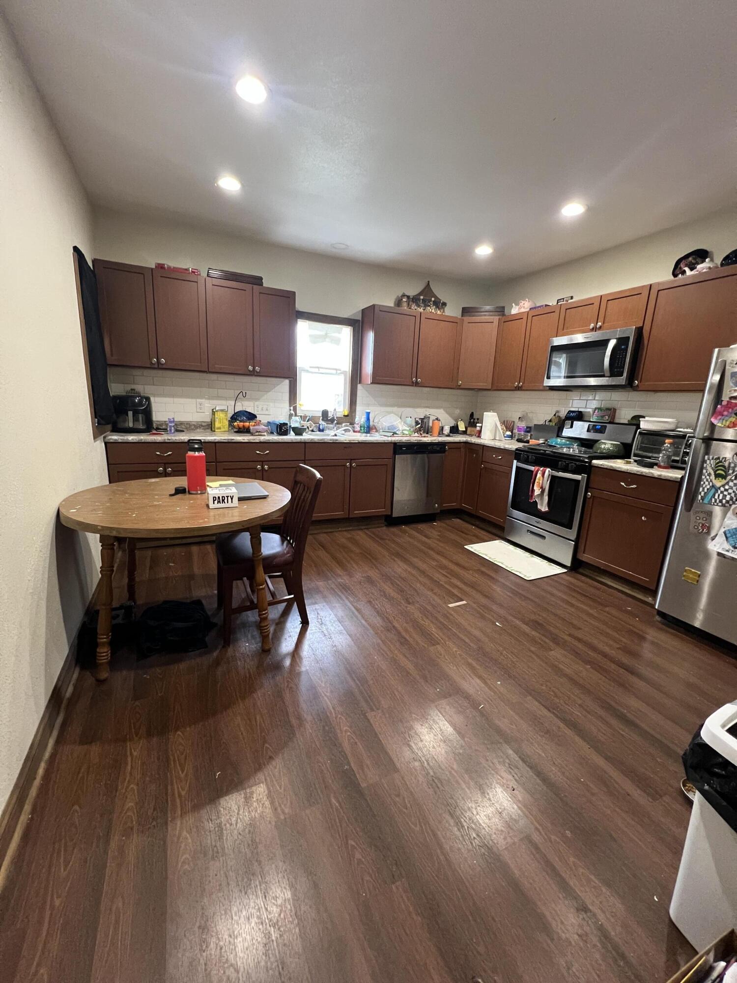 1925 Rapids Drive Racine, WI 53404 - Photo 5 of 14 Kitchen