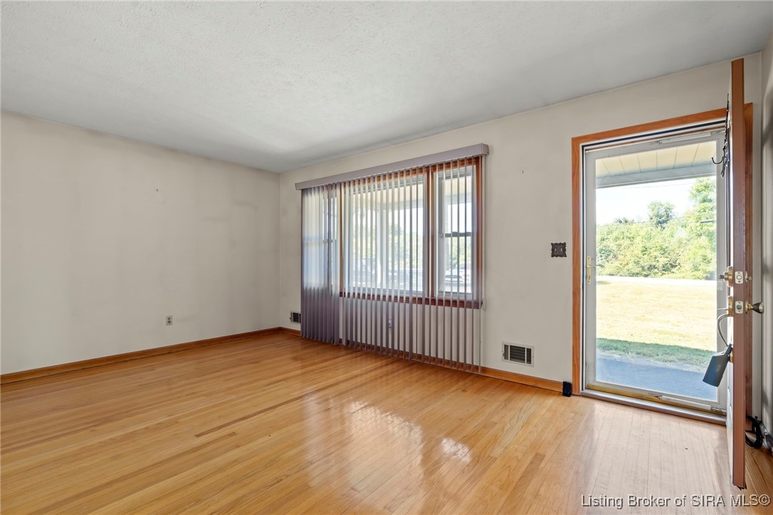 7309 Cane Run Road Louisville, KY 40258 - Photo 6 of 46 Gallery Image 6