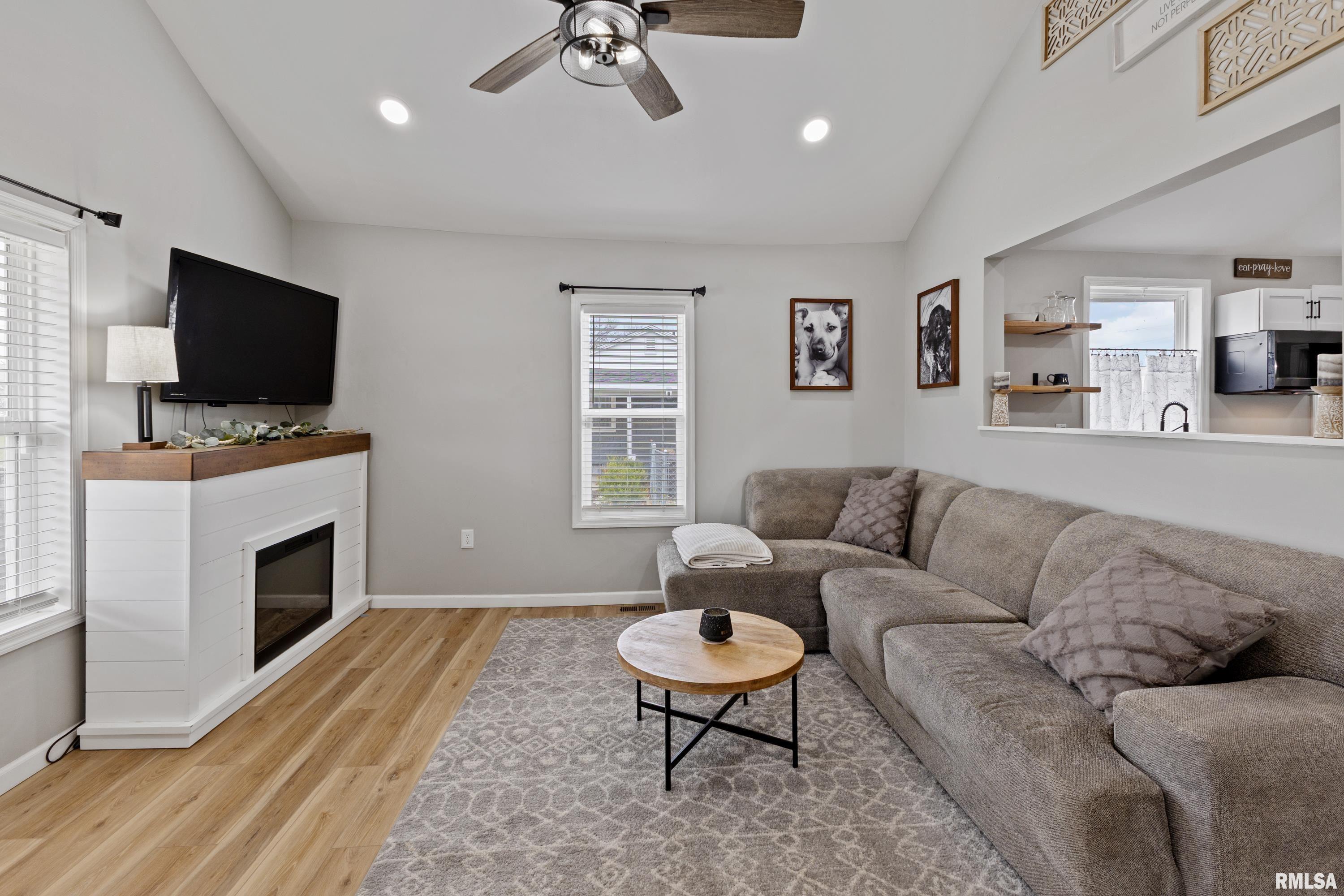 1717 Cedar Street Quincy, IL 62301 - Photo 9 of 23