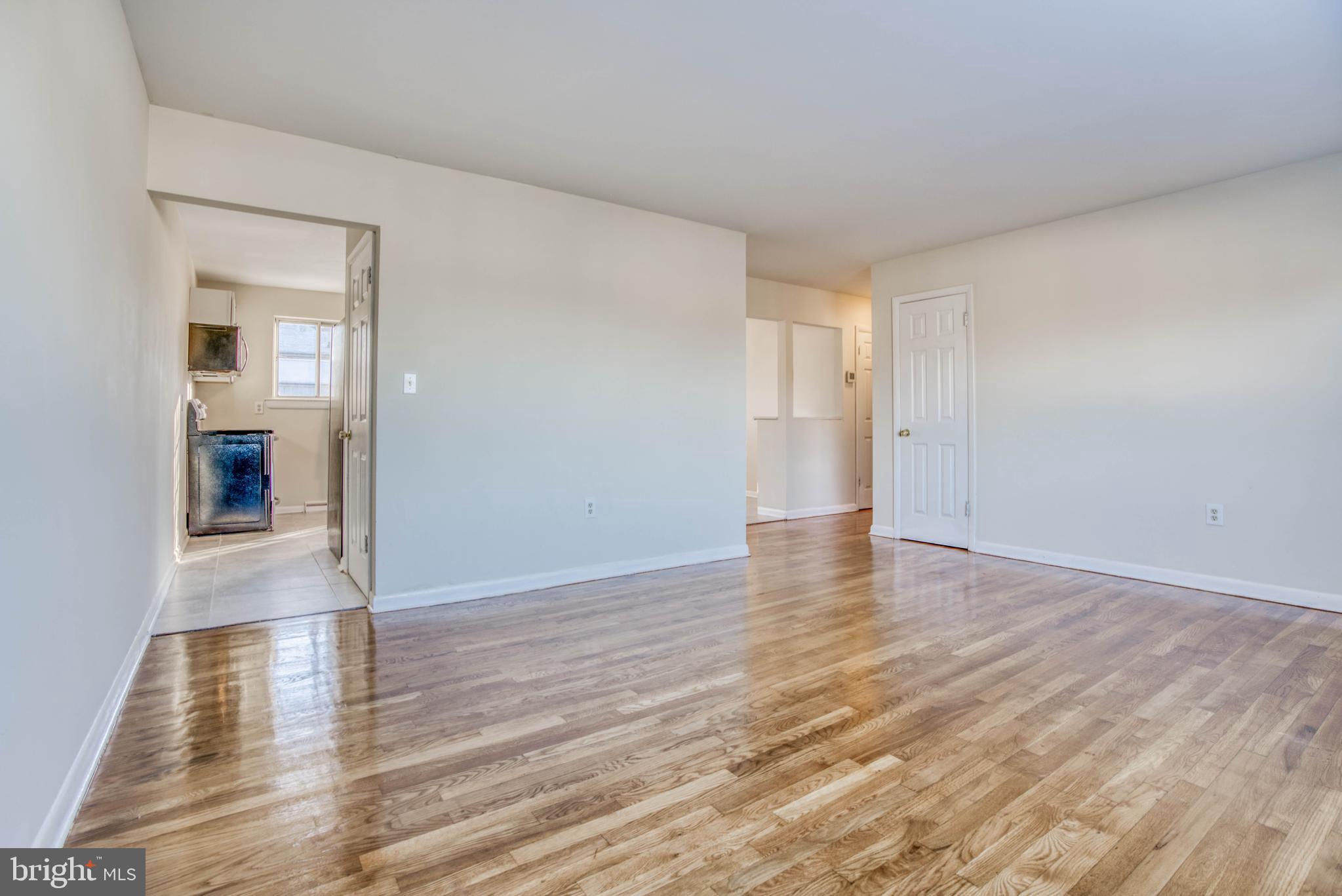 303 Cresswell Road Baltimore, MD 21225 - Photo 12 of 44 Gallery Image 12