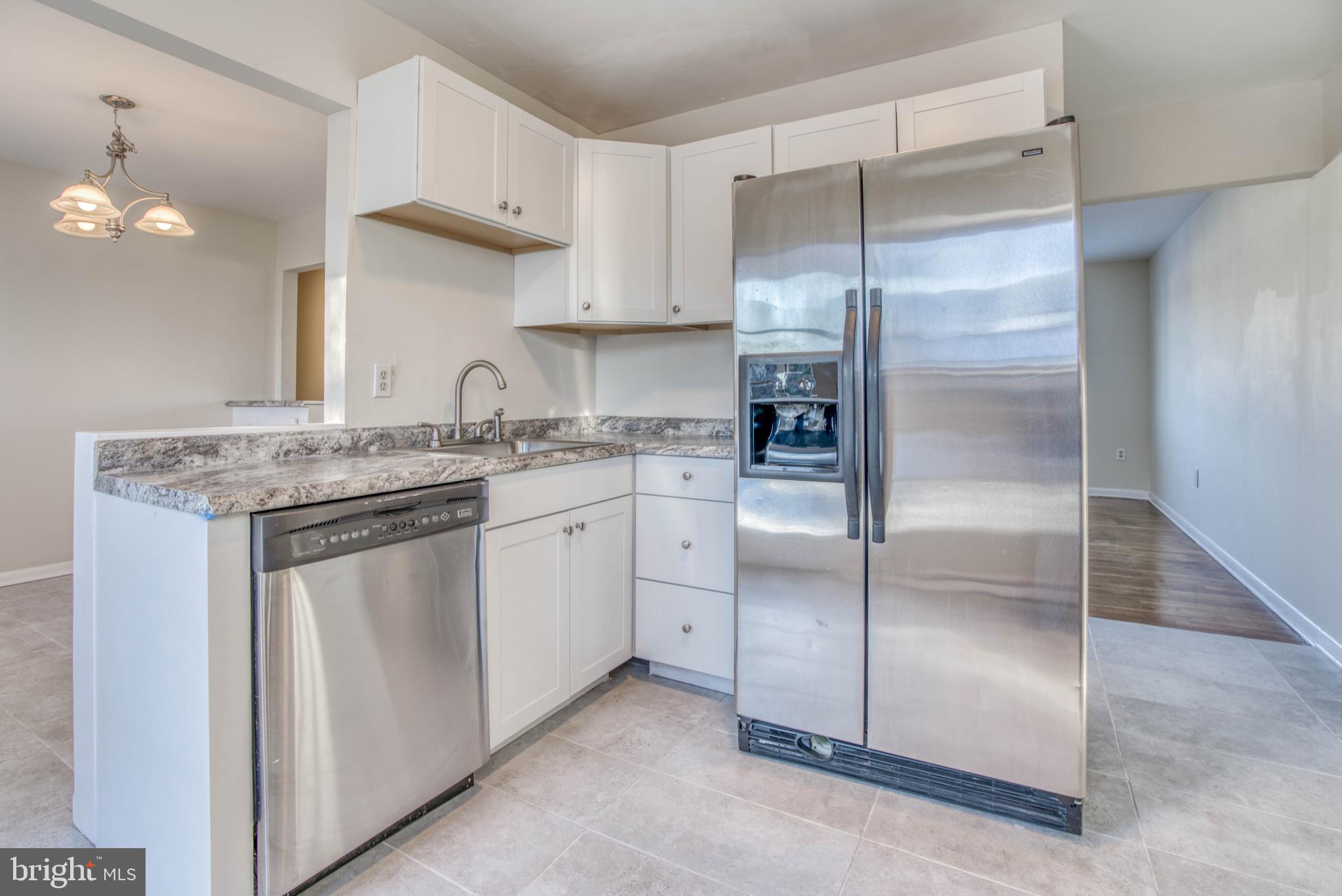 303 Cresswell Road Baltimore, MD 21225 - Photo 3 of 44 Gallery Image 3