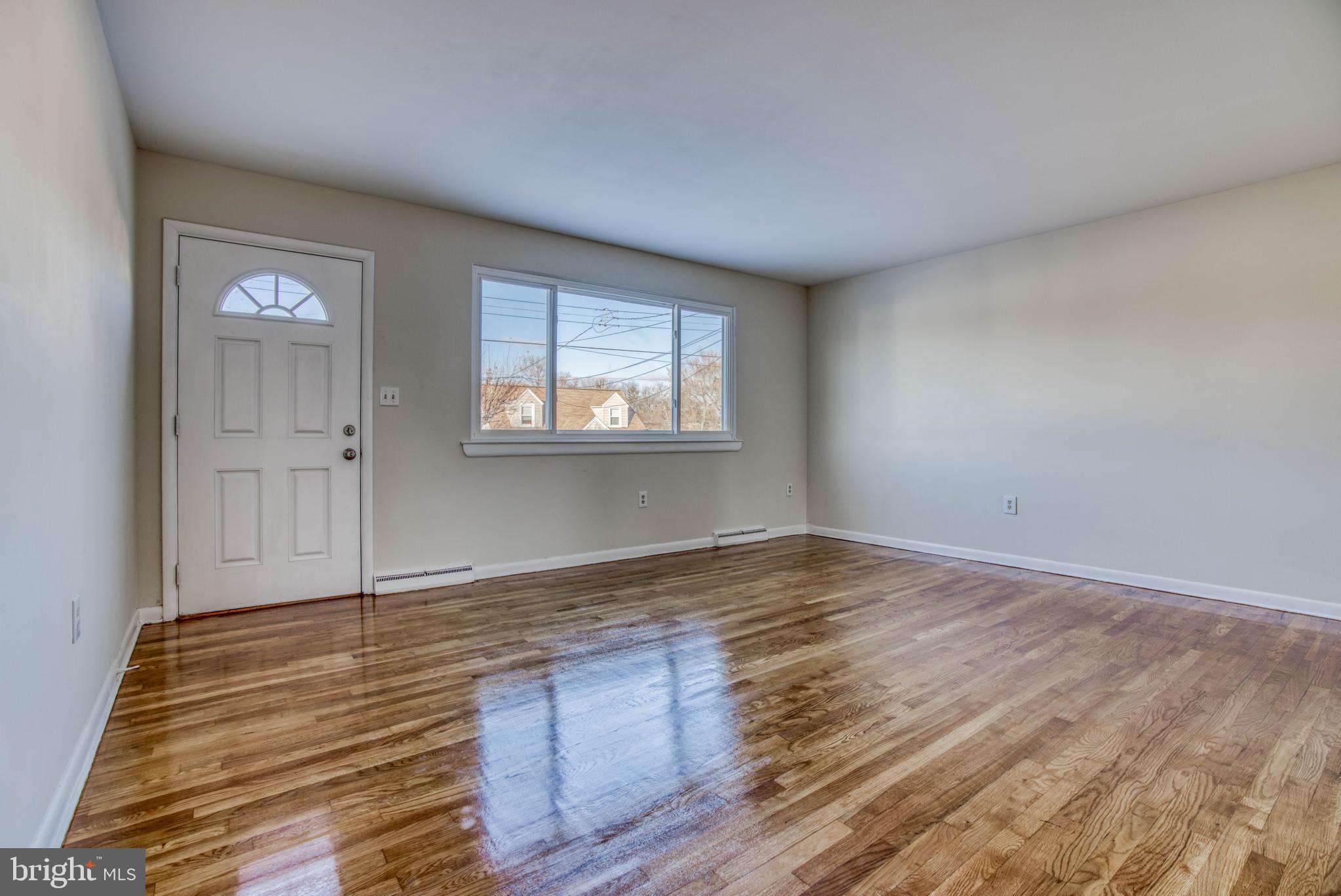 303 Cresswell Road Baltimore, MD 21225 - Photo 8 of 44 Gallery Image 8