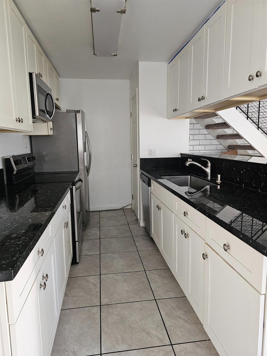 5918 Walerga Road, Unit 2 Sacramento, CA 95842 - Photo 3 of 16