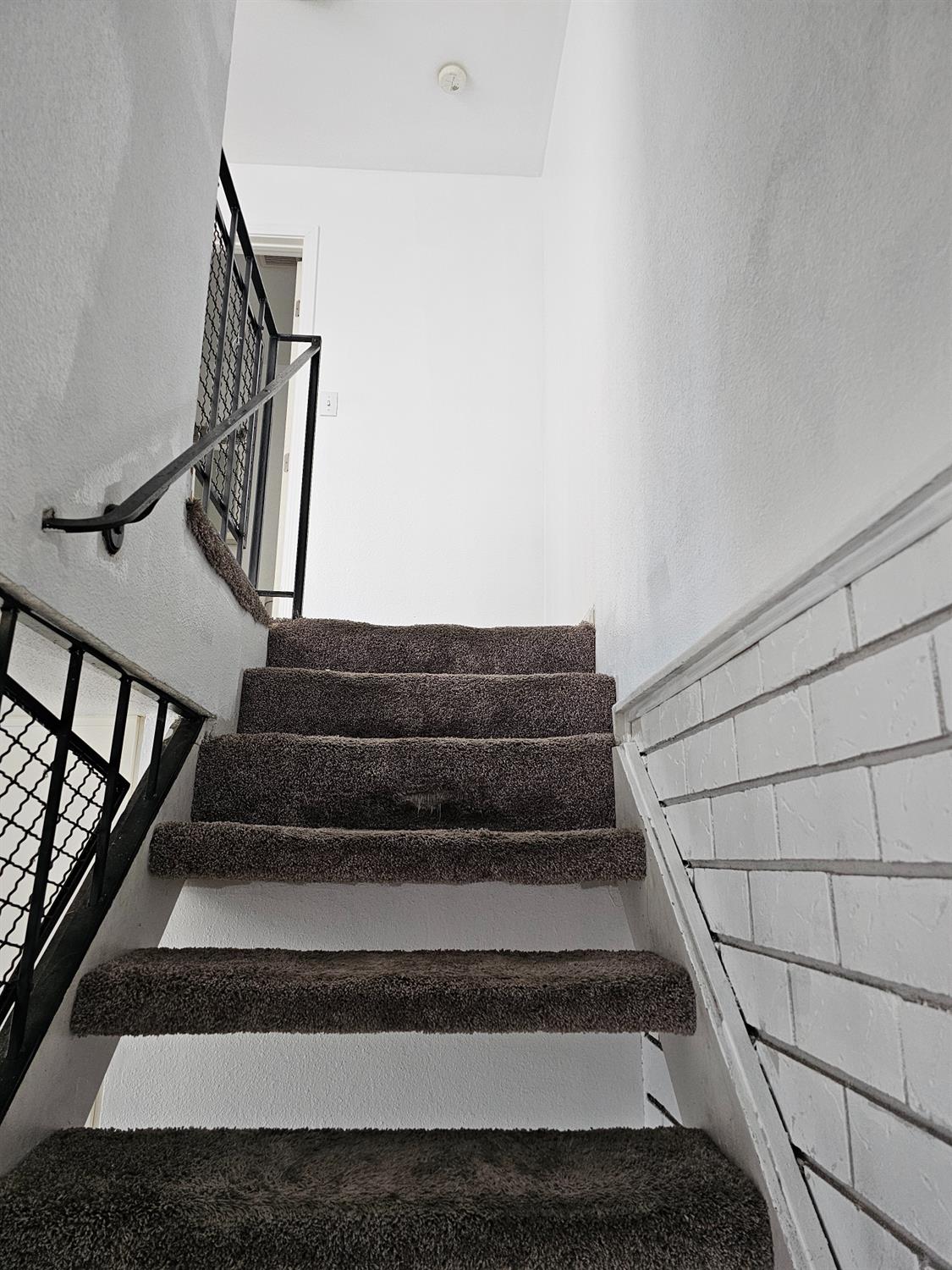 5918 Walerga Road, Unit 2 Sacramento, CA 95842 - Photo 10 of 16