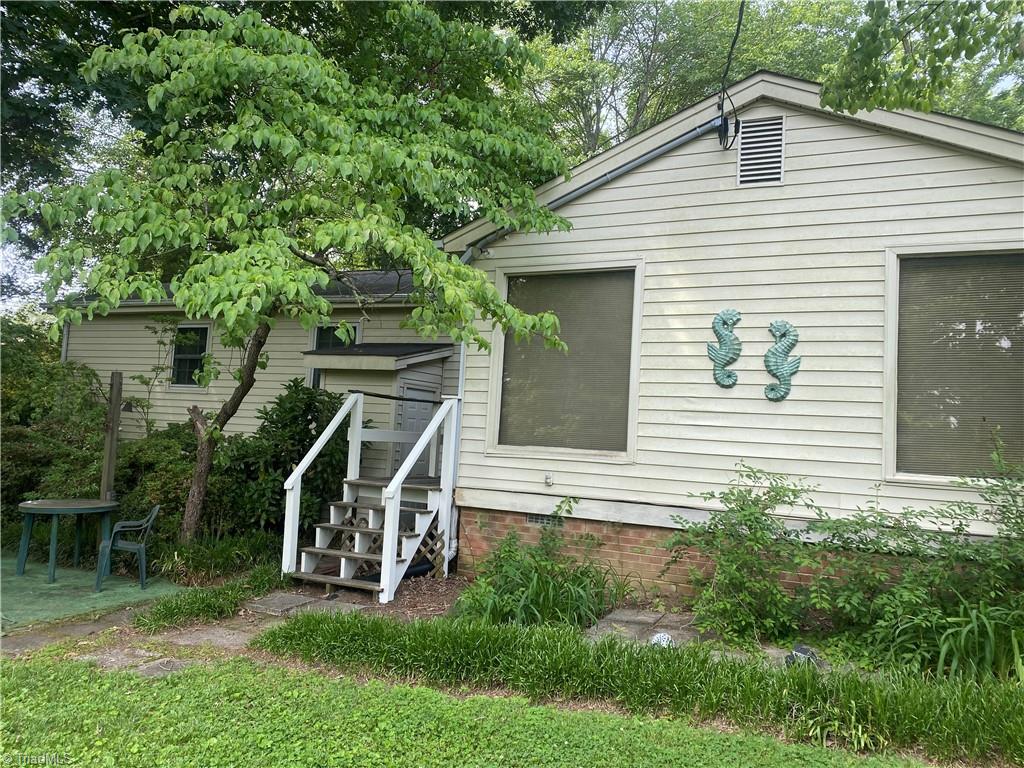 3904 Lewiston Road Summerfield, NC 27358 - Photo 2 of 13