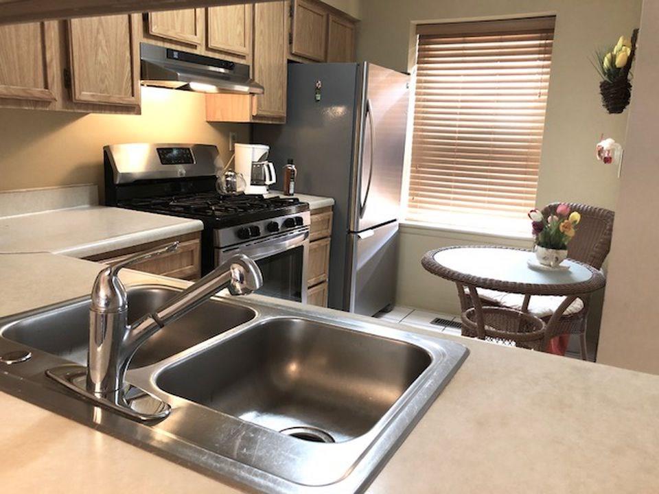 322 Shady Ridge Drive Monroeville, PA 15146 - Photo 6 of 18 Gallery Image 6