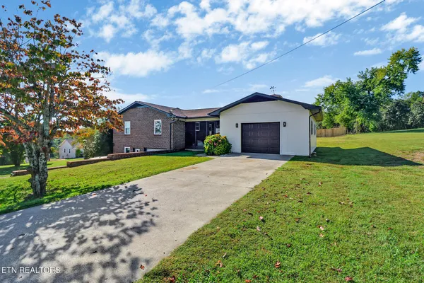 $489,000 | 109 Scenic Hill Drive, Spring City, TN 37381