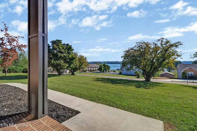 $489,000 | 109 Scenic Hill Drive, Spring City, TN 37381