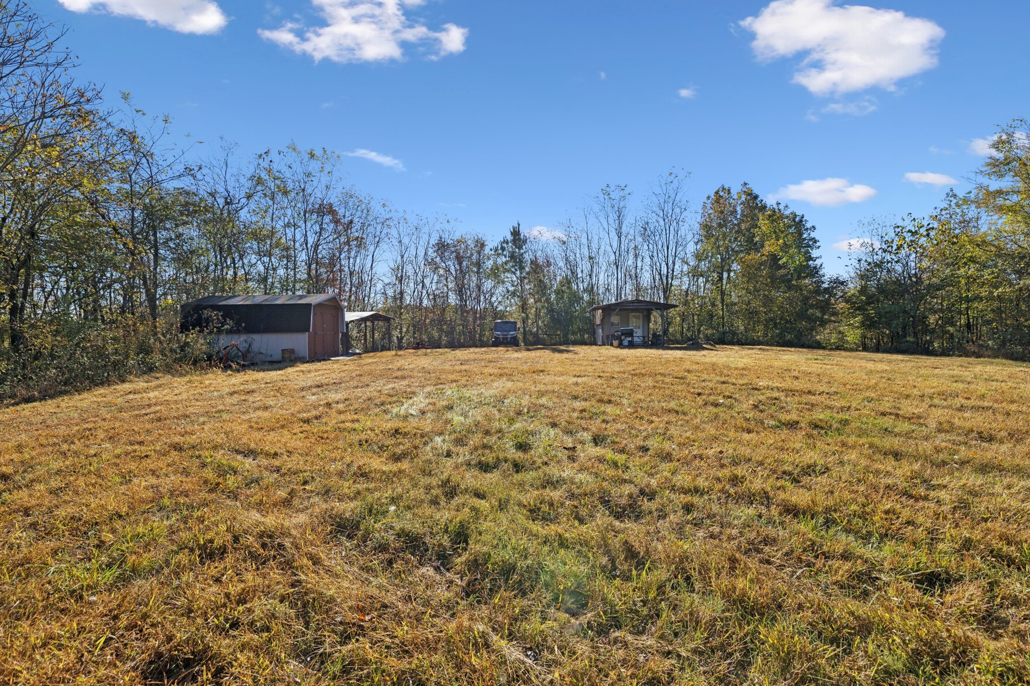 0 West Sheepneck Road Mount Pleasant, TN 38474 - Photo 16 of 43 a view of white house with a yard