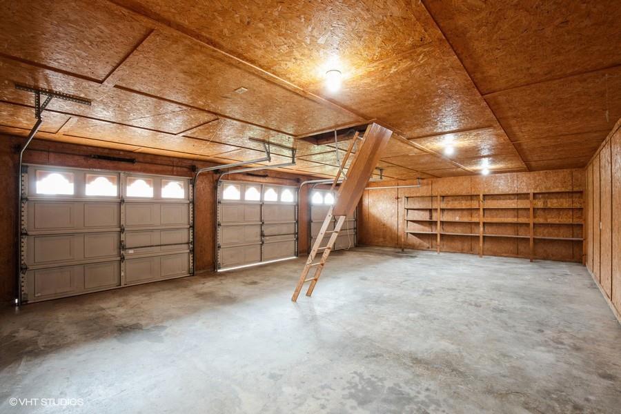 19179 State Highway 64 Canton, TX 75103 - Photo 9 of 15 a view of a garage room
