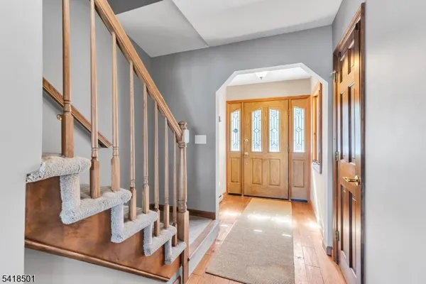 a view of front door with entryway