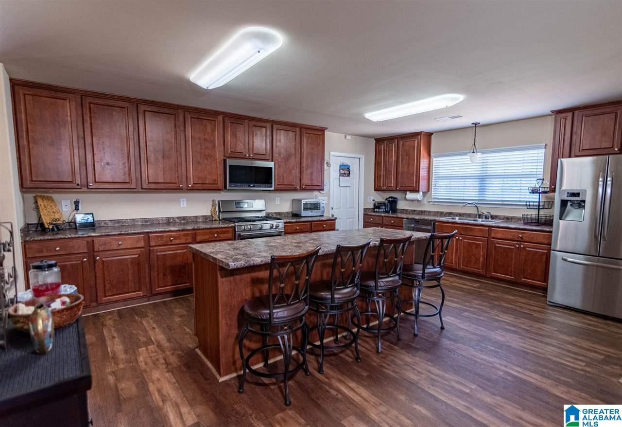 302 Tanglewood Circle Alabaster, AL 35007 - Photo 5 of 29