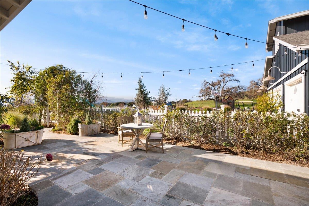 7670 Crews Road Gilroy, CA 95020 - Photo 28 of 83