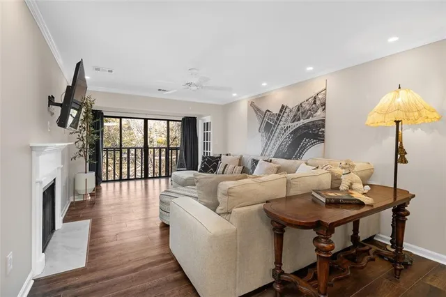 $287,500 | 23103 Plantation Drive Northeast, Unit 103, Atlanta, GA 30324