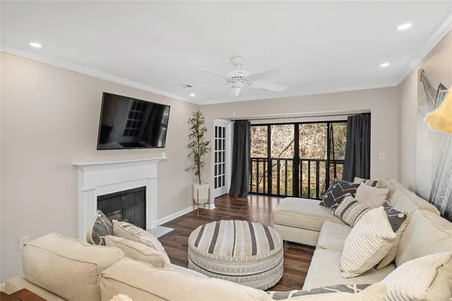 $287,500 | 23103 Plantation Drive Northeast, Unit 103, Atlanta, GA 30324