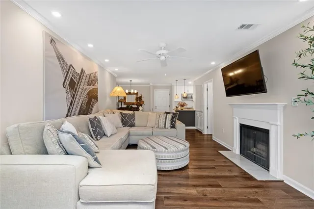 $287,500 | 23103 Plantation Drive Northeast, Unit 103, Atlanta, GA 30324