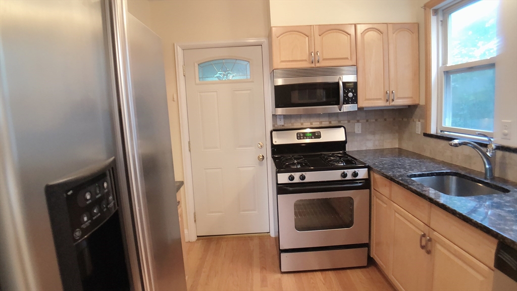 31 Gilbert Road, Unit 2 Belmont, MA 02478 - Photo 3 of 41