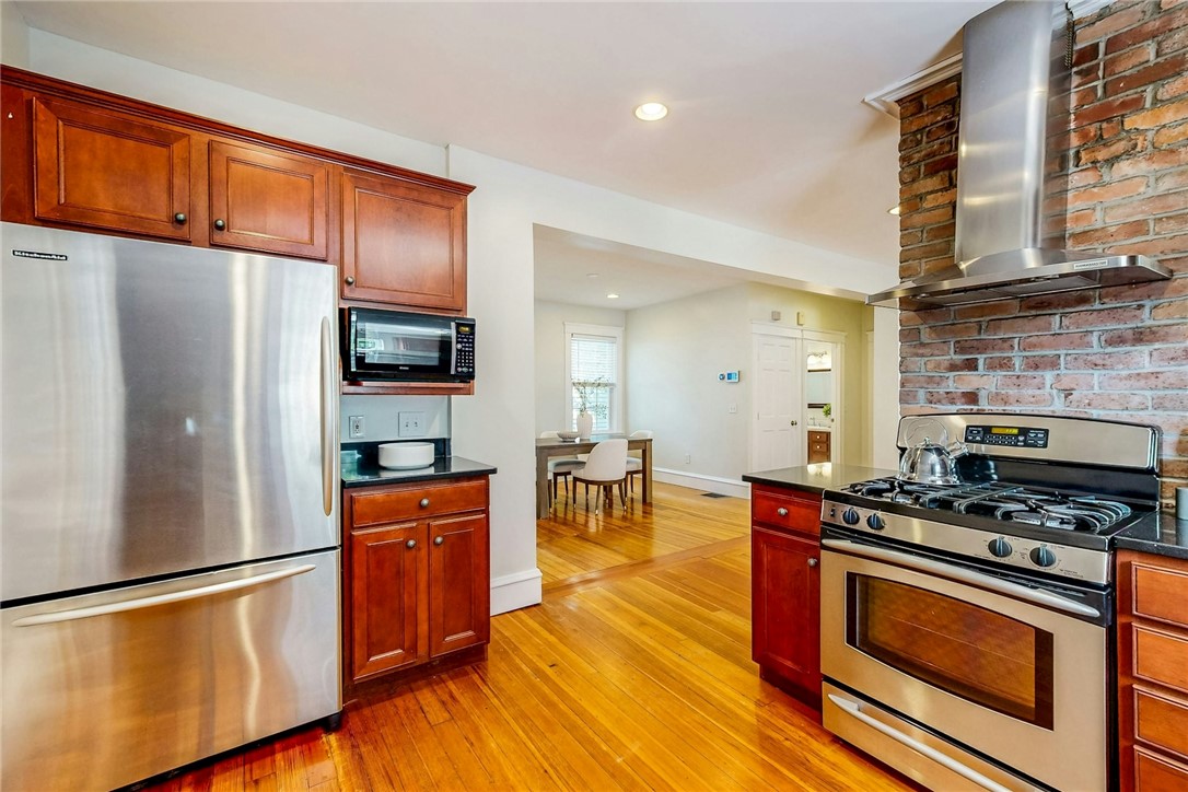 135 6th Street, Unit 1 Providence, RI 02906 - Photo 11 of 21