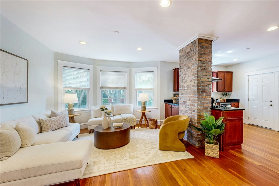 135 6th Street, Unit 1 Providence, RI 02906 - Photo 4 of 21