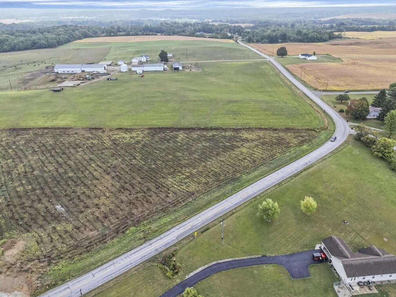 6532 Julian Road Southwest Amanda, OH 43102 - Photo 2 of 15 20250928001632768670000000-o