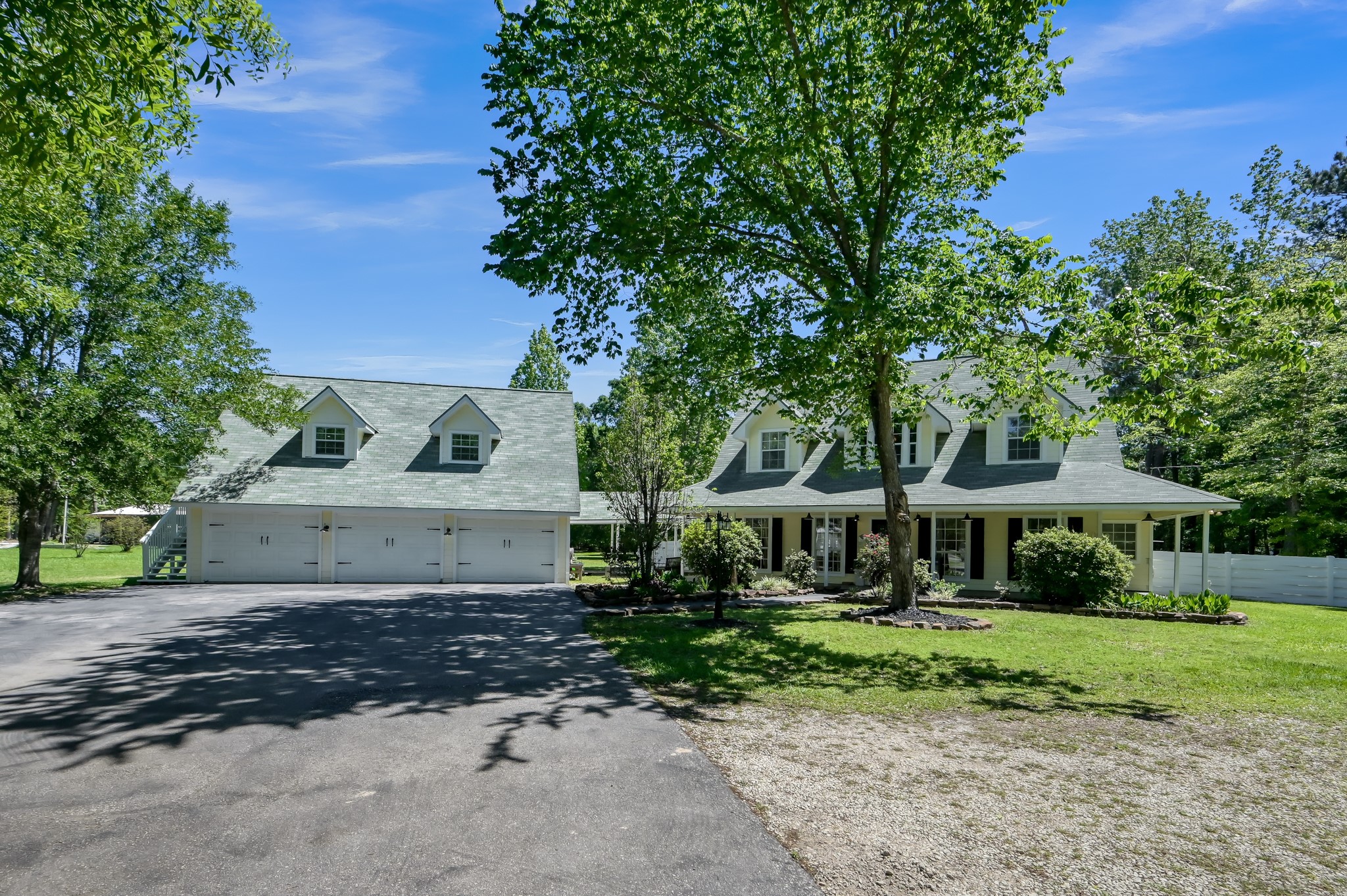 13685 Tommy Smith Road Conroe, TX 77306 - Photo 4 of 50 Asphault Driveway