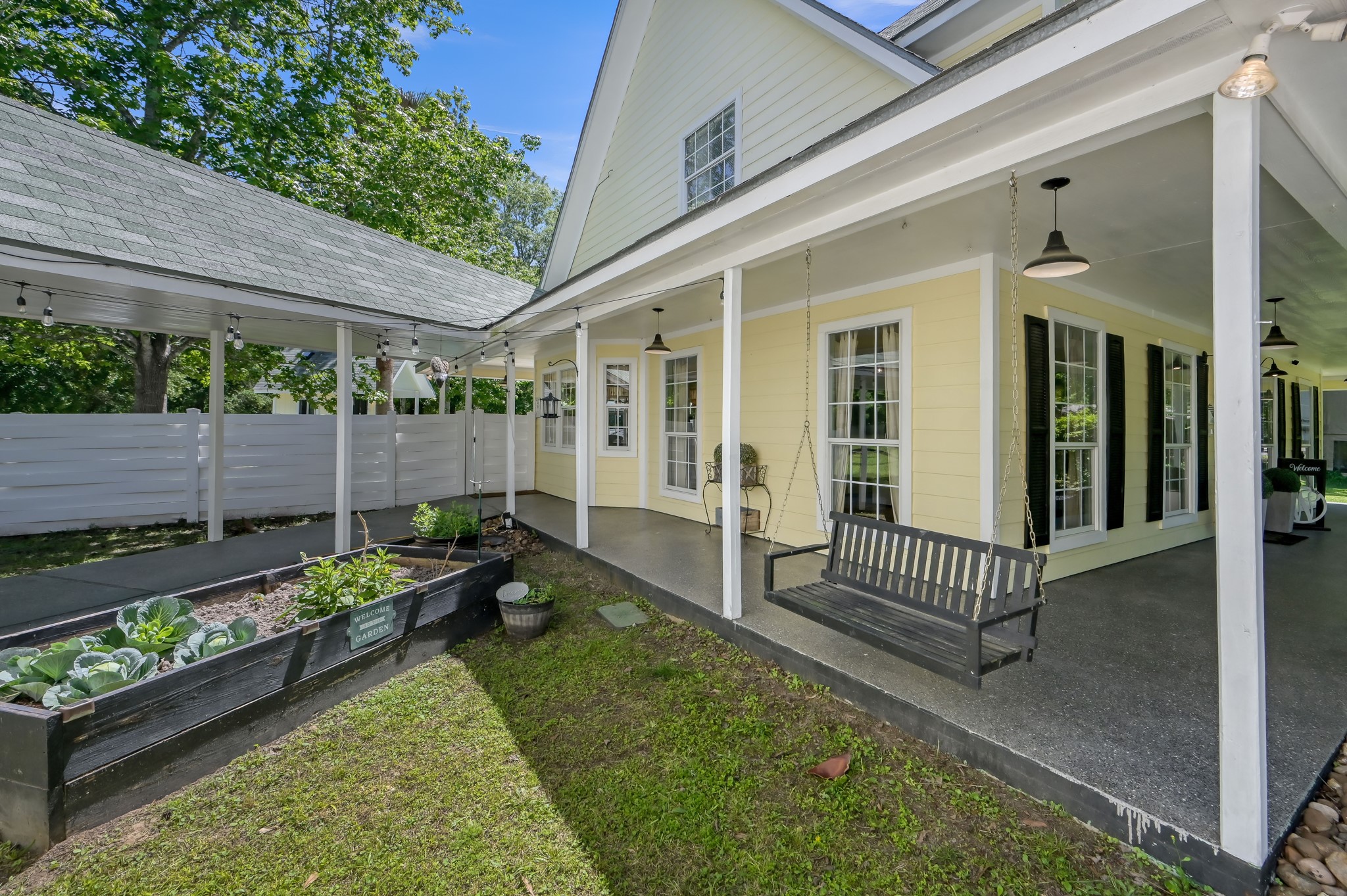 13685 Tommy Smith Road Conroe, TX 77306 - Photo 7 of 50