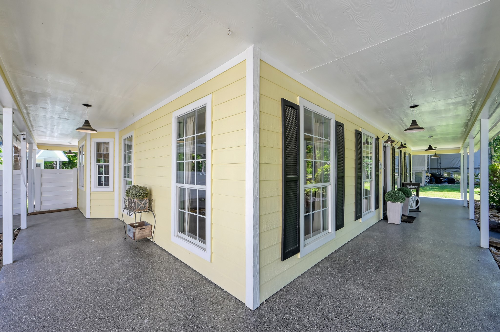 13685 Tommy Smith Road Conroe, TX 77306 - Photo 8 of 50