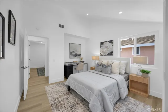 $2,299,000 | 5852 Bellfield Lane, Huntington Beach, CA 92648