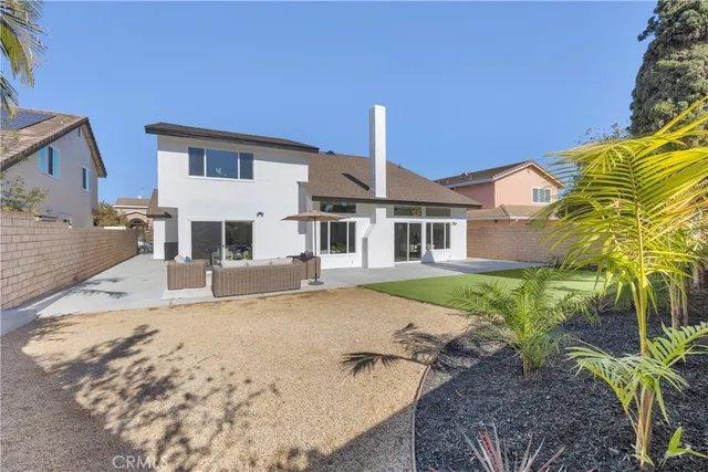 $2,299,000 | 5852 Bellfield Lane, Huntington Beach, CA 92648