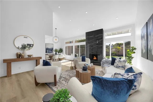 $2,299,000 | 5852 Bellfield Lane, Huntington Beach, CA 92648